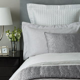 Žakardna siva luksuzna posteljnina